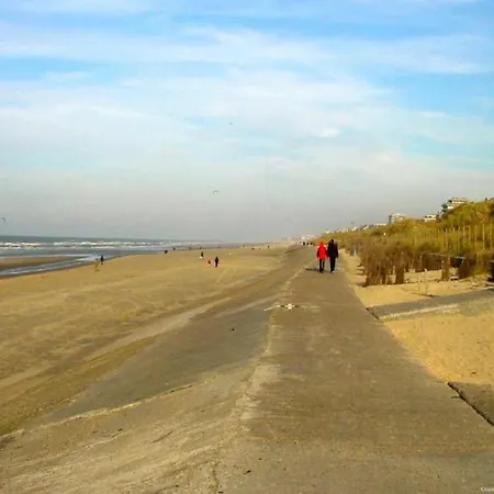 Near Market Apartment Blankenberge